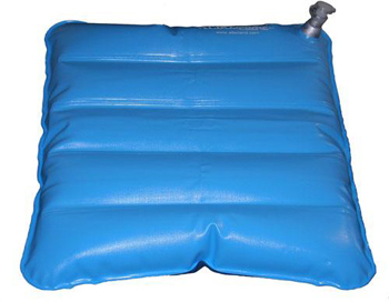 CUSCINO ANTIDECUBITO AD ARIA/ACQUA DIMENSIONI 41X41CM, APPLICABILE SU SEDIE DA COMODO O SU CARROZZELLE CAMERA D'ARIA IN PVC ATOSSICO ELETTROSALDATO, PATTA ANTISCIVOLO IN PVC - fitfarma.it
