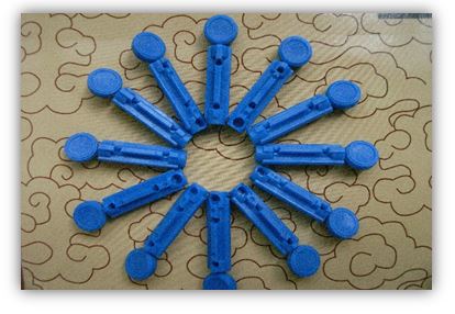 LANCETTE PUNGIDITO WELLION LANCET GAUGE 28 25 PEZZI - fitfarma.it